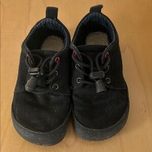 🌱Wildling Shoes Black Fundois US kids size 8.5
